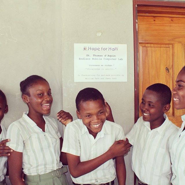 Happy friday friends and family! some happy students stand outside their new @endlesscomputers lab! #haiti #hopeforhaiti #education #computers #bonbagay Happy friday friends and family! some happy students stand outside their new @endlesscomputers lab! #haiti #hopeforhaiti #education #computers #bonbagay