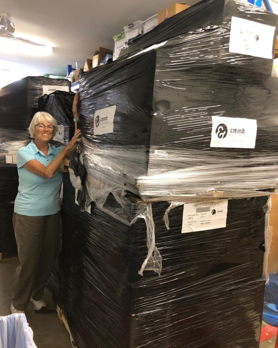 Thank you, karen for your amazing support and dedication to the people of #haiti! #hopeforhaiti #volunteers #friday @cmmbworldwide Thank you, karen for your amazing support and dedication to the people of #haiti! #hopeforhaiti #volunteers #friday @cmmbworldwide